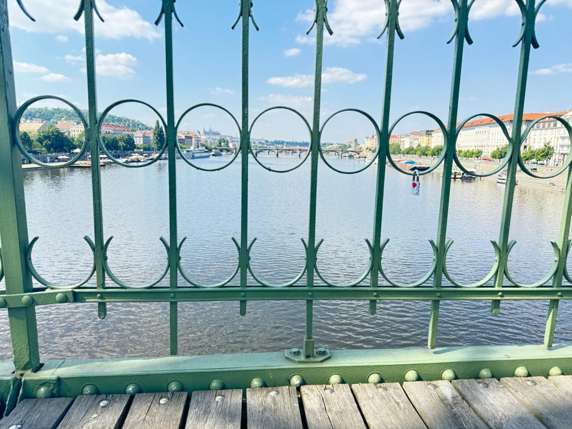 Free Parking - Cozy Apartment Near Vysehrad Railway Bridge Prag Dış mekan fotoğraf